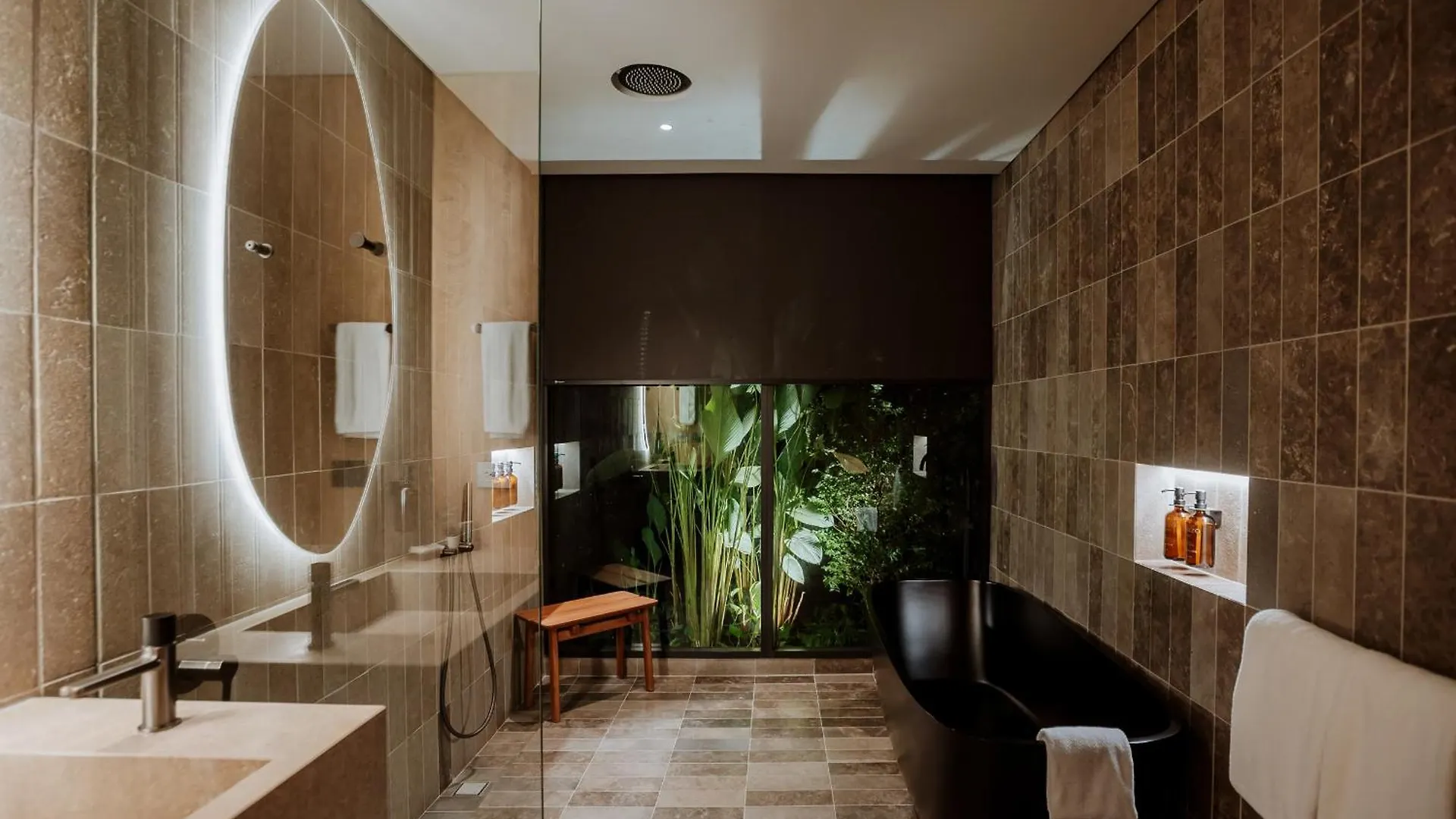 ****  Hotel El Zarzo Medellin Colombia