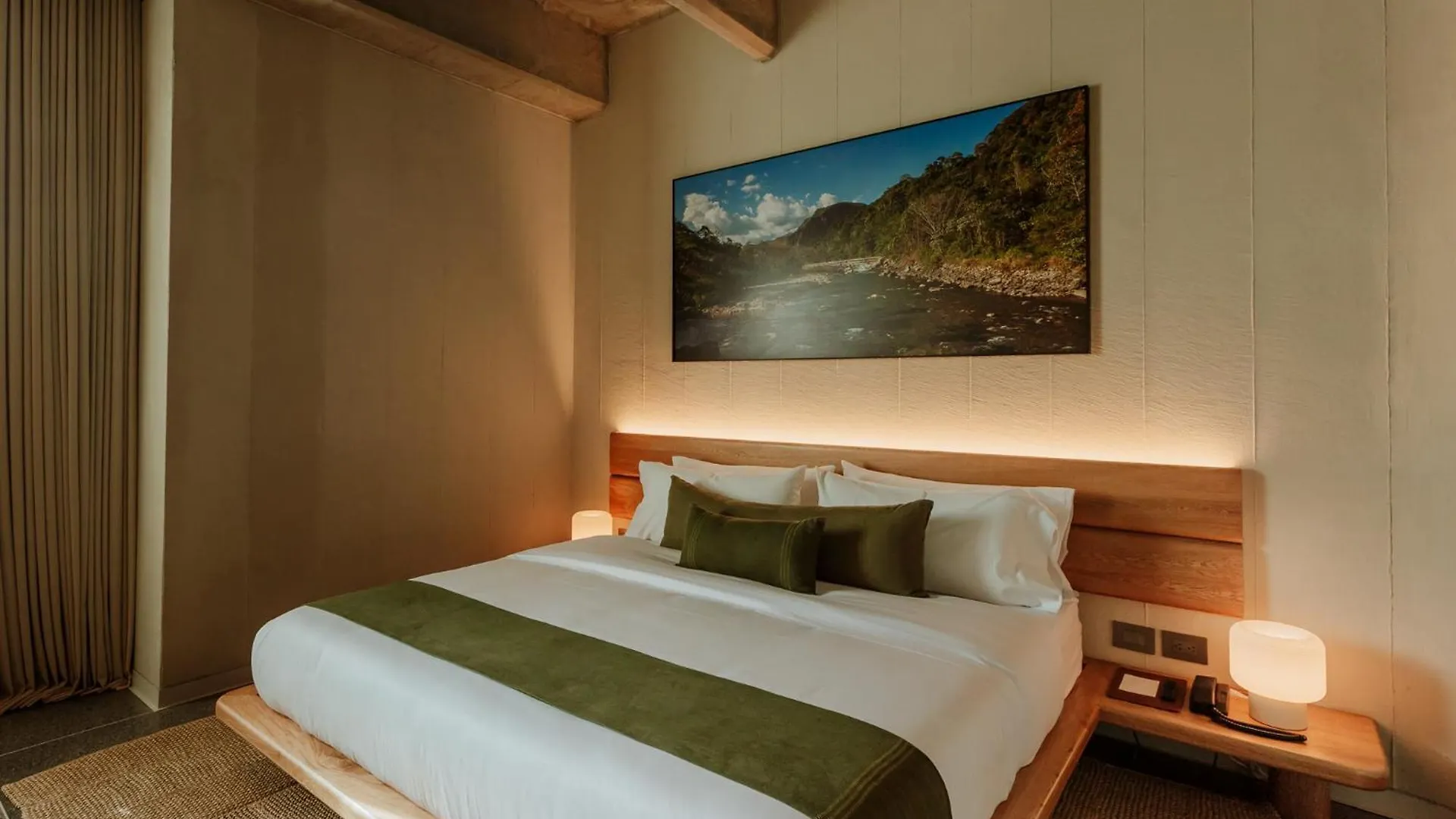 ****  Hotel El Zarzo Medellin Colombia